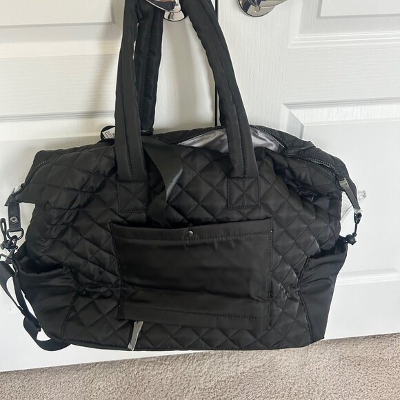 Samantha Brown To-Go Quilted Weekender BLACK nwt - Picture 3 of 3